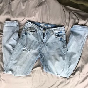 women’s light wash skinny jeans